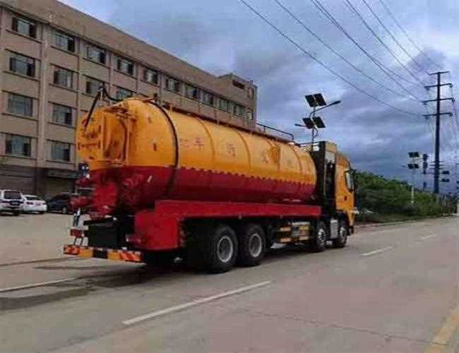 污水抽取工作中的环境风险评估与防控措施。
